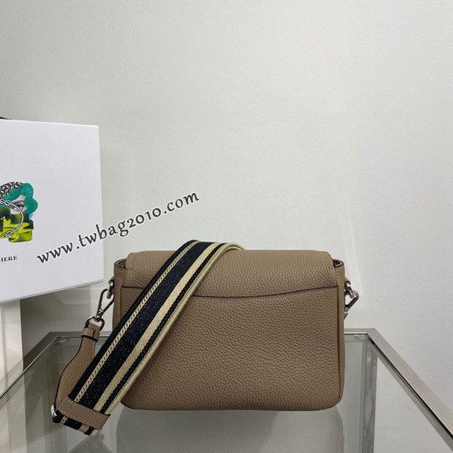 Prada專櫃新款鹿皮紋牛皮肩背女包 1BD314 普拉達雙肩帶全皮翻蓋小挎包 csp1684